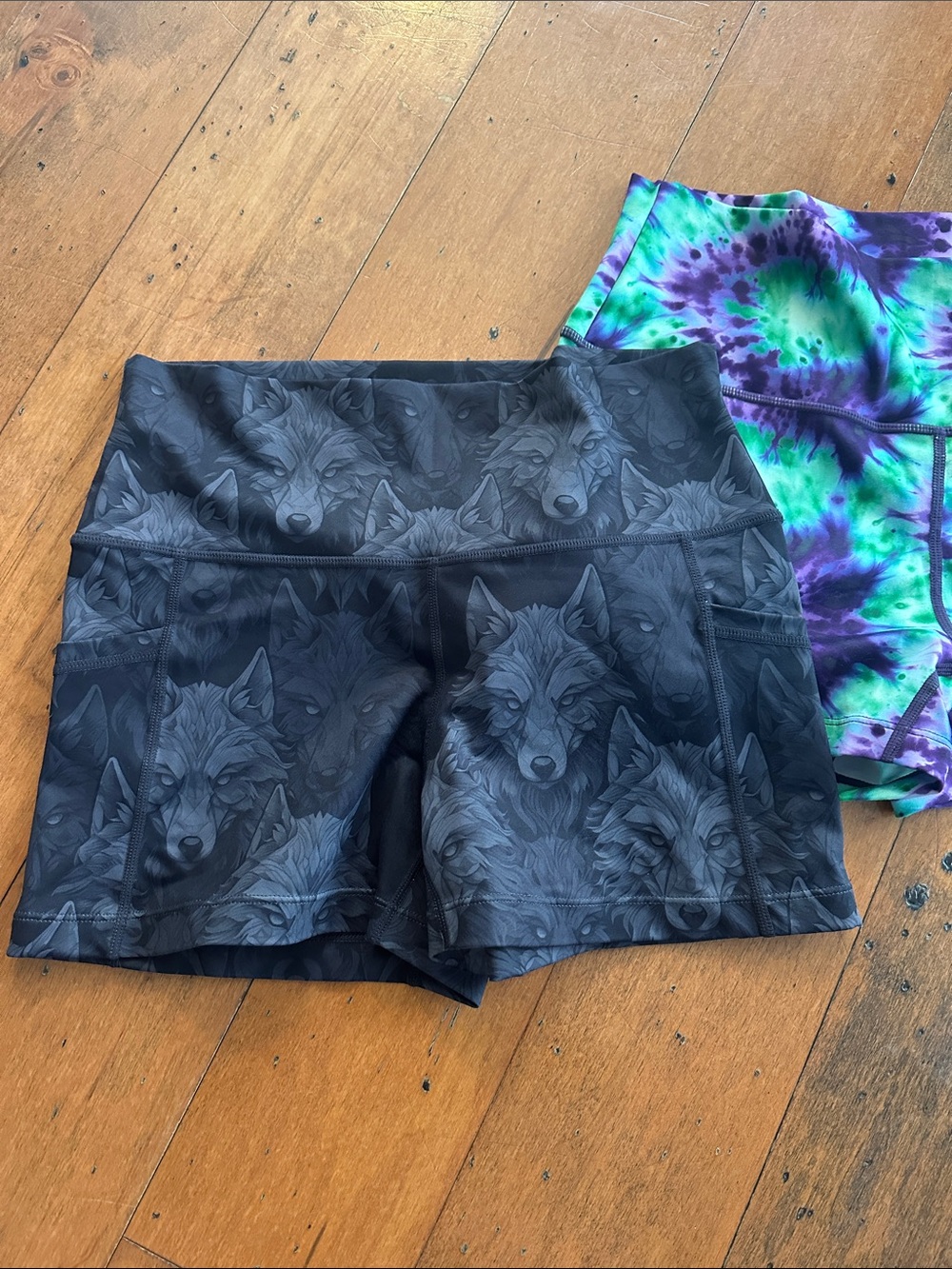 NWOT Constantly Varied Gear Women's High-Waist Print Stretch Shorts 2.5inch